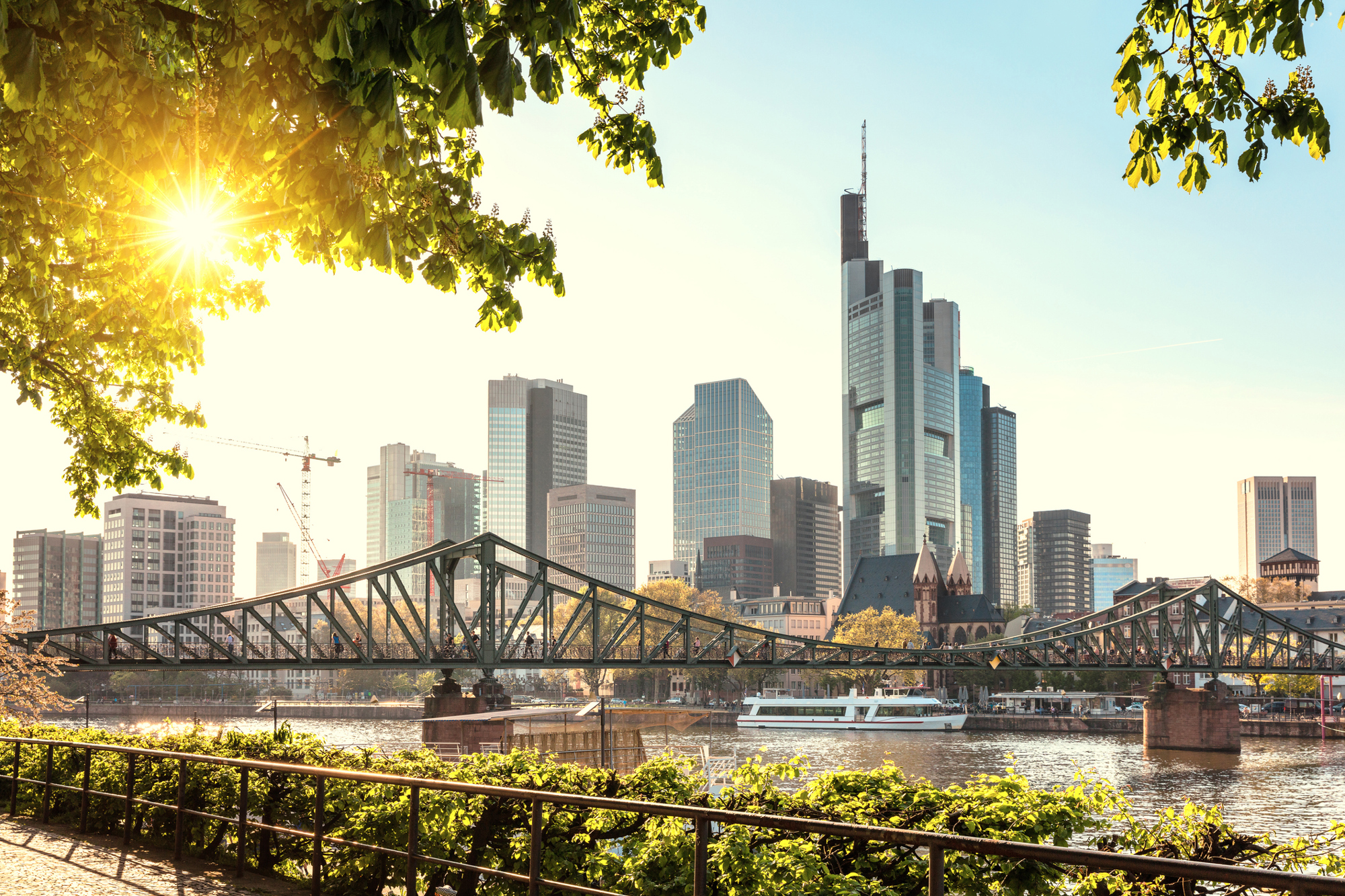 Foto voor contactpagina_Frankfurt.jpg